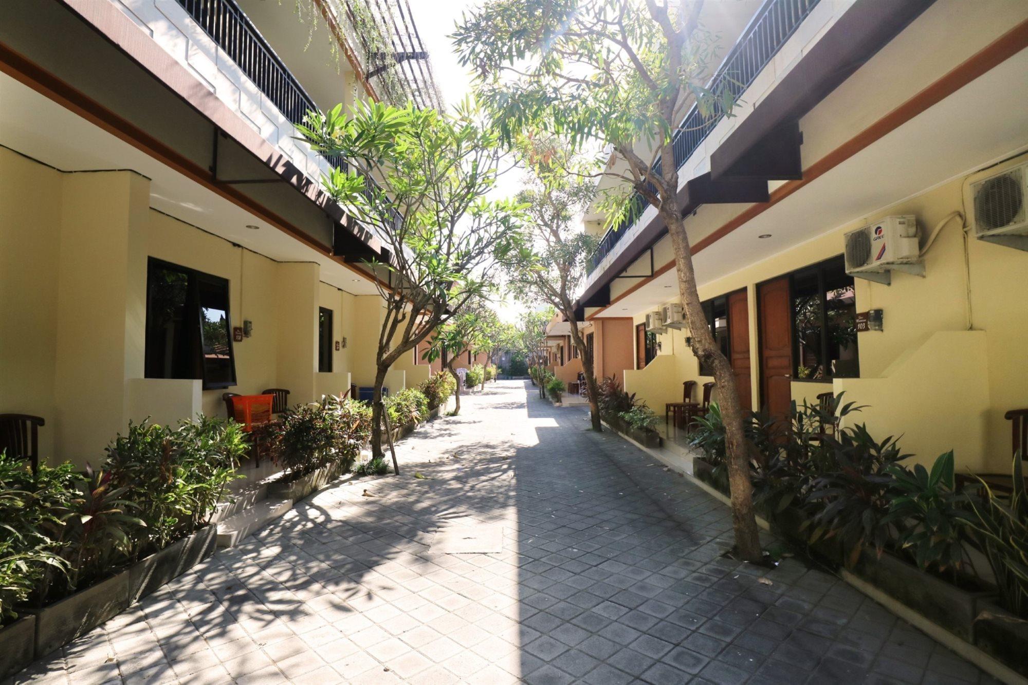 מלון דנפסאר Dee Mansion מראה חיצוני תמונה